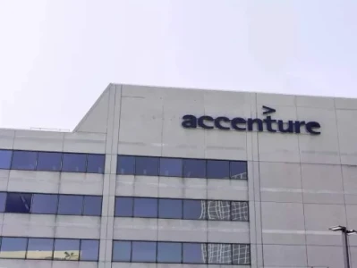 Accenture: The Real Story Behind the Stock, AI, and Layoff Rumors – What Reddit Is Saying
